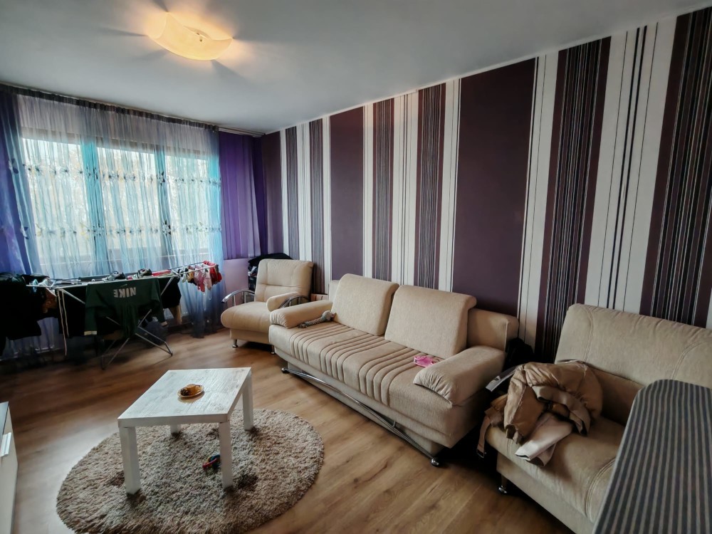 Apartament decomandat cu 3 camere Tiglina II